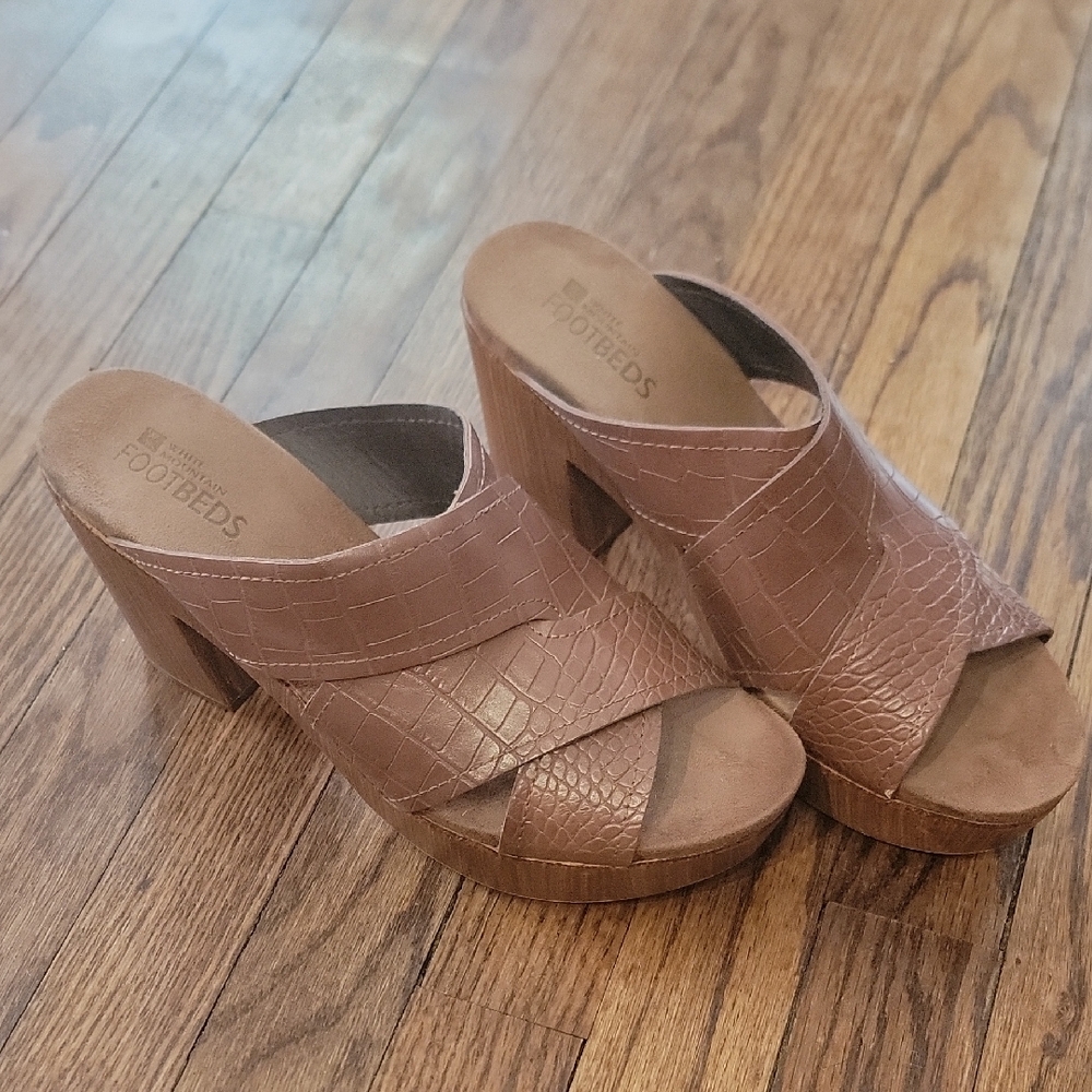 White Moutain Footbeds  Heeled Mules